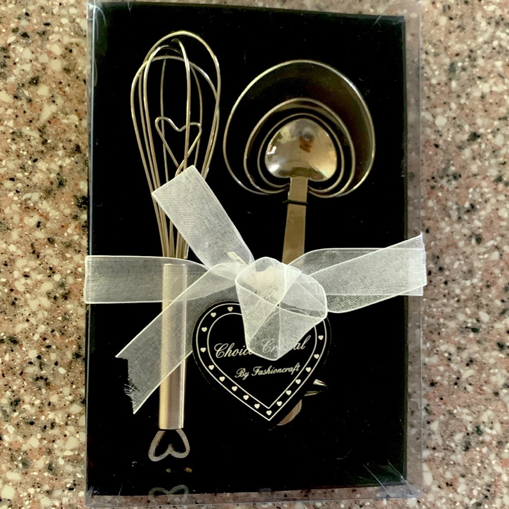 Fashioncraft measuring spoons & whisk gift set. Great shower favor. More avail.
